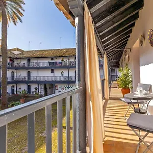 https://corral-central-oasis-by-valcambre.es-andalucia.com