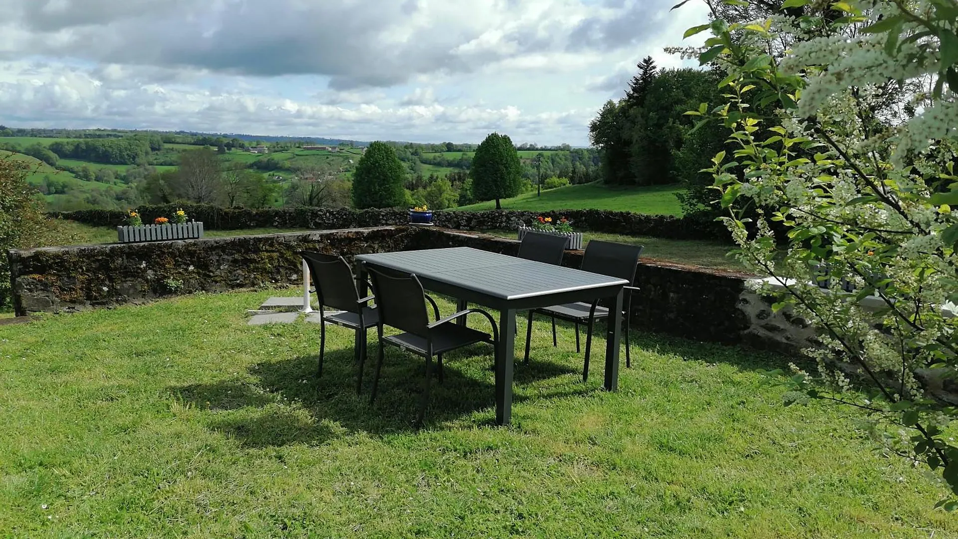 Ferienhaus Gite Du Bosquet Pays De Salers Cantal Sainte-Eulalie